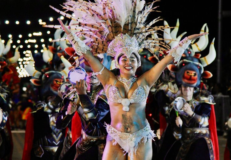 Más de 15.000 personas disfrutaron de la primera noche del Carnaval de Chimbas, el Carnaval de San Juan 