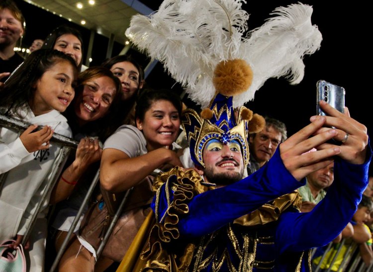 Más de 15.000 personas disfrutaron de la primera noche del Carnaval de Chimbas, el Carnaval de San Juan 