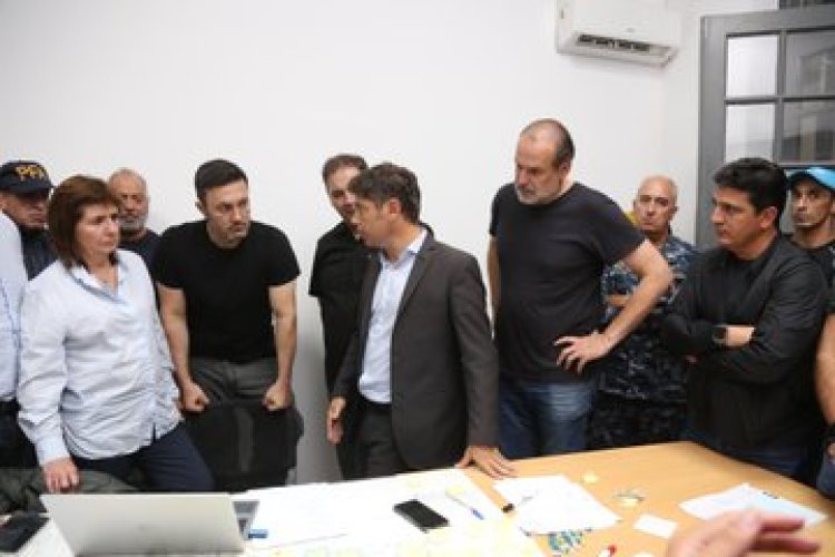 Kicillof, Bullrich y Petri ya están en Bahía Blanca