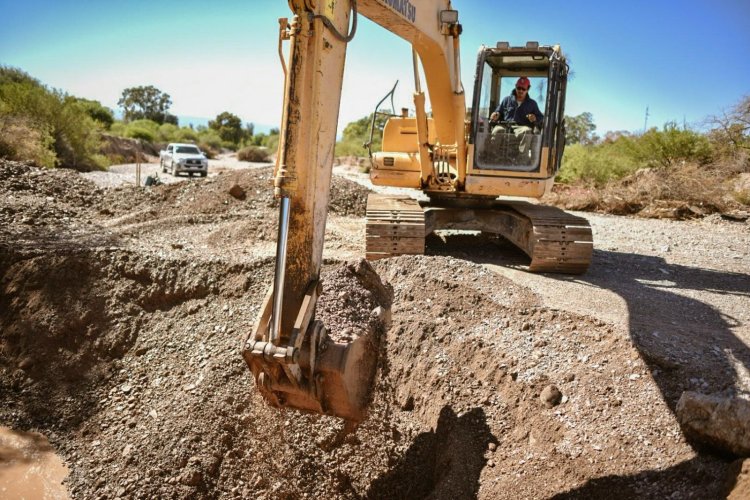 Albardón: comenzaron los trabajos para mitigar los problemas de las lluvias