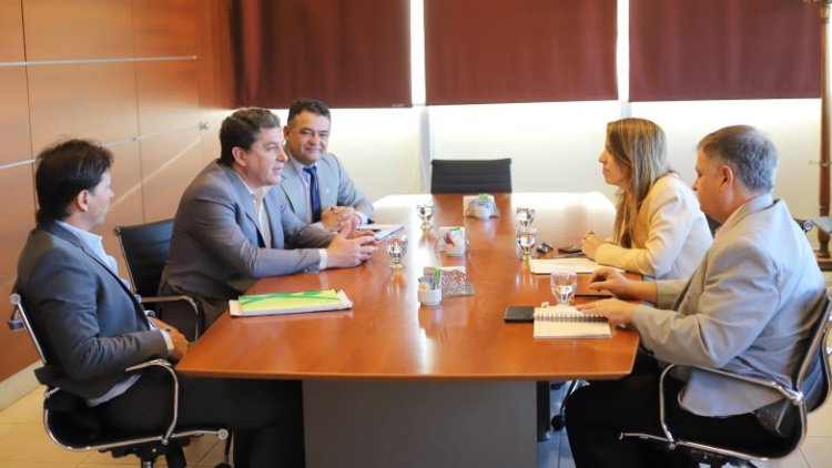 Producción trabaja con la titular de Aduana por la integración regional