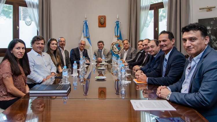 Orrego firmó un convenio para una agricultura sustentable