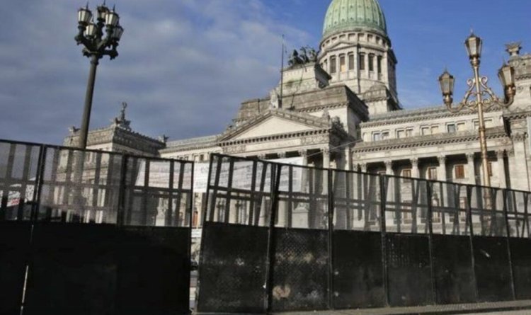 Un Congreso blindado: se esperan más de 2.000 policías en la marcha de los jubilados