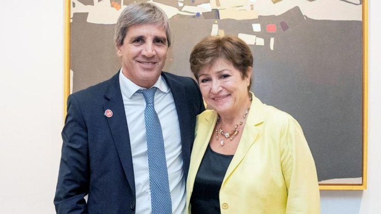 Luis Caputo insistió en que no habrá devaluación tras el acuerdo con el FMI