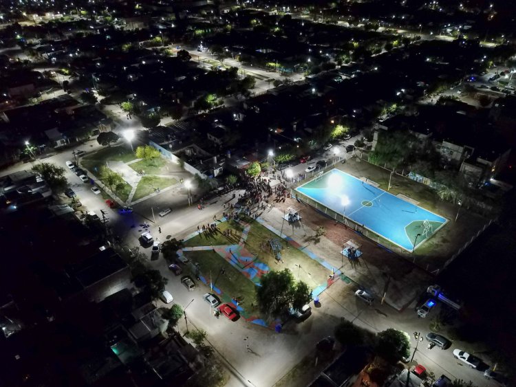 El Barrio Juana Manso, 2 de abril y 17 de agosto ya disfrutan de Luminaria LED