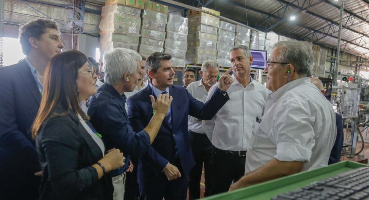 El Gobernador Orrego participó del lanzamiento de una nueva línea de producción de Rivulis Argentina
