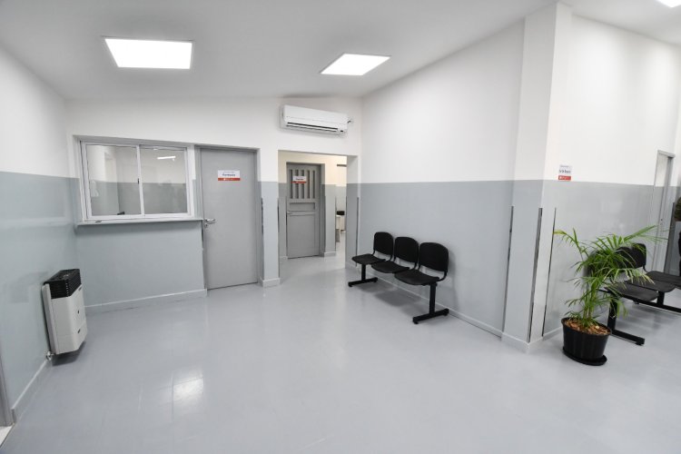 Adquieren más de 150 equipos de climatización para los centros de salud y hospitales de la provincia