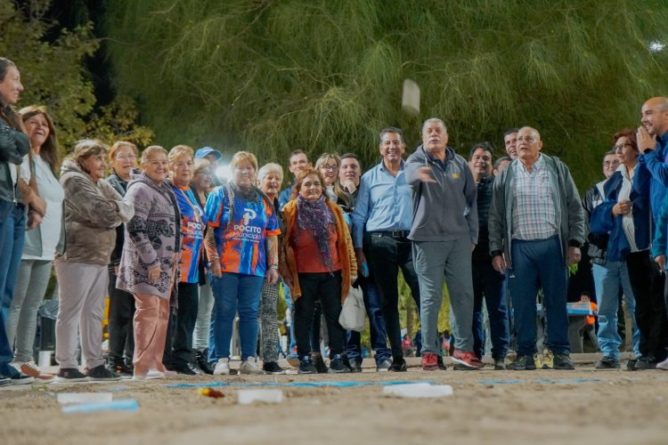 Remodelan la plaza del Barrio Chubut en Carpintería