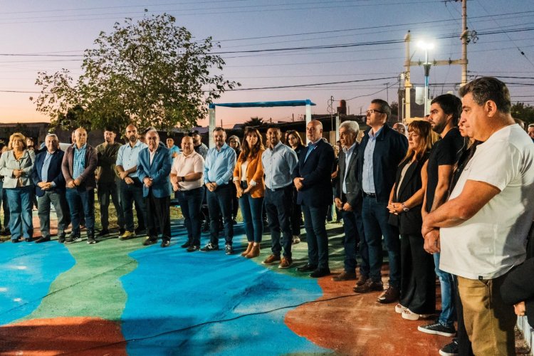 Se inauguraron las Refacciones en la Plaza del Barrio Bella Vista