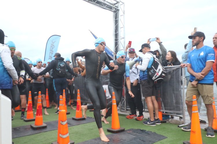 Fiesta total con el Ironman en San Juan ante una multitud