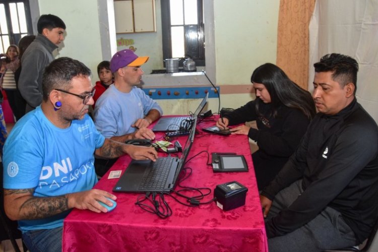 Casi 500 miembros de pueblos originarios obtuvieron sus nuevos DNI