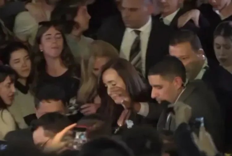 Abucheos y cánticos contra Victoria Villarruel a la salida de la misa por el papa Francisco