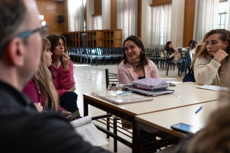Educación se prepara para la primera jornada institucional del 2025