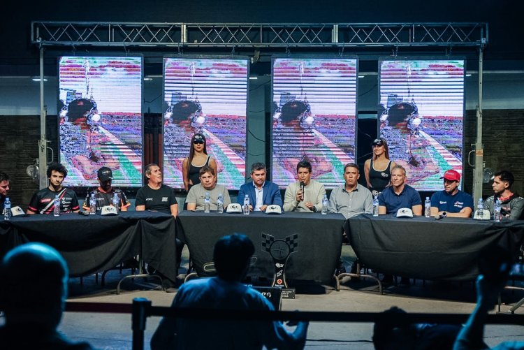 Presentaron El TN y Turismo Carretera 2000 en San Juan