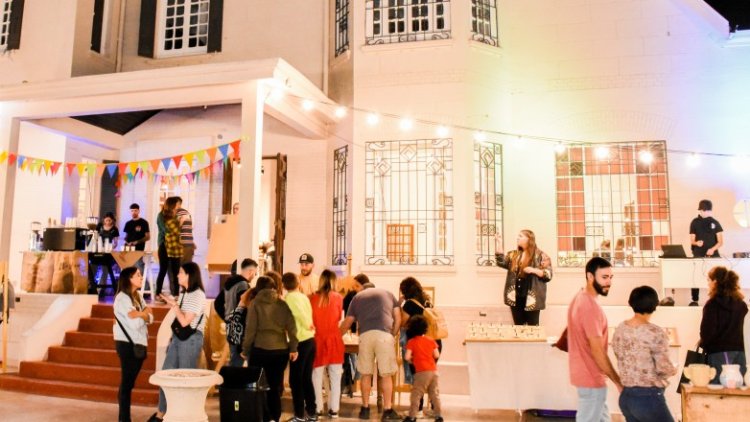 Una noche de música y experiencias en el Chalet Cantoni