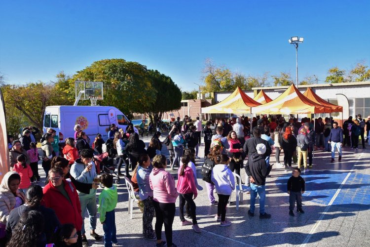 Más de 6000 personas gestionaron sus DNI, tarjeta SUBE y lentes en Chimbas