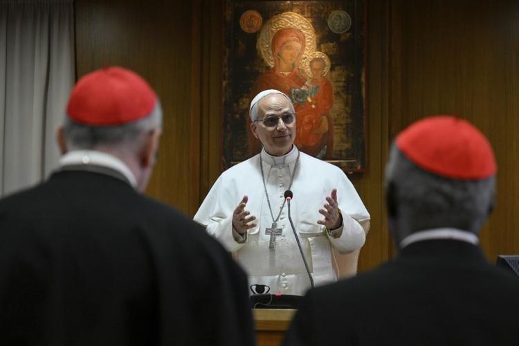 El papa León XIV realizó una visita sorpresa a un santuario