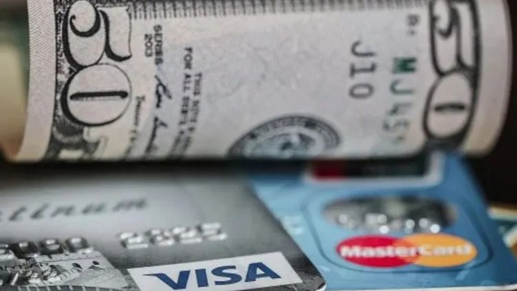 Los bancos habilitarán el sistema para pagar en cuotas con tarjetas de crédito en dólares