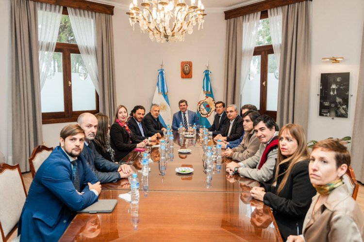 Orrego recibió a gobernadores en la antesala de la II Conferencia Internacional Argentina Cobre 2025