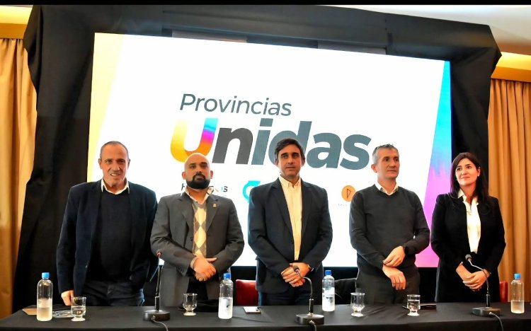 Baistrocchi lanzo el frente Provincias Unidas