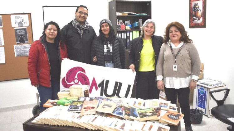 Entregan libros a la única biblioteca hospitalaria de San Juan