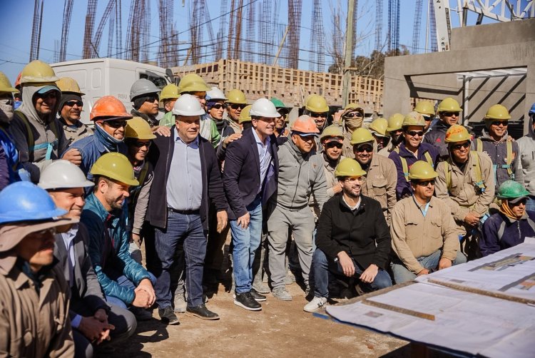 Orrego recorrió la obra del nuevo edificio de la EPET Nº 4