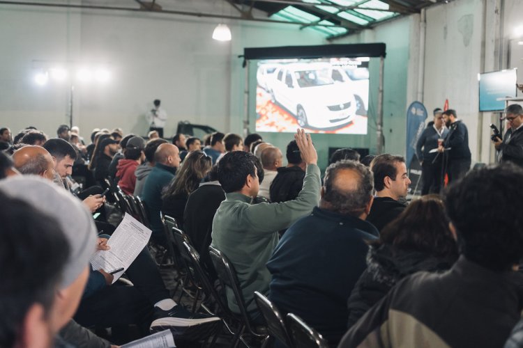 La CAS recaudó más de $110 millones tras el remate de vehículos oficiales