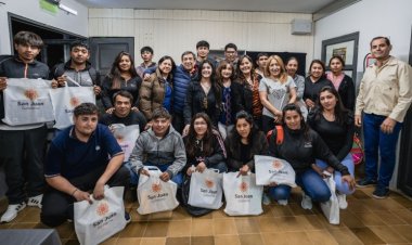Educación lanzó el Plan FinEs en Mogna con 17 estudiantes
