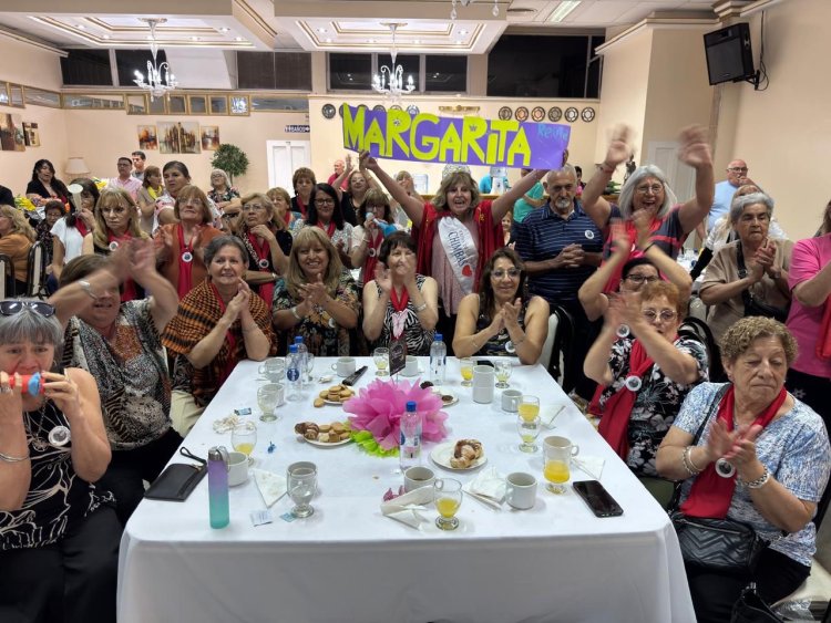 Chimbas celebró la elección de su Reina del Adulto Mayor 2025