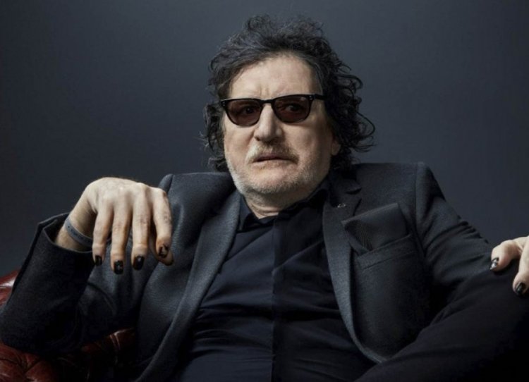 Los fanáticos de Charly García iniciaron la vigilia para celebrar su cumpleaños número 74