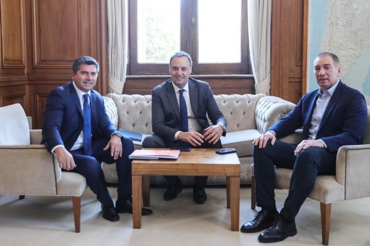Santilli recibió a Orrego: “El mejor aliado creo que puede tener el Presidente son los gobernadores”