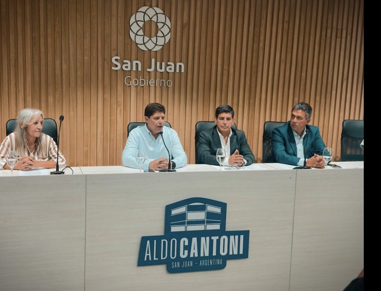 Santa Lucía no para: se presentaron el Zumbaton y la tradicional carrera nocturna