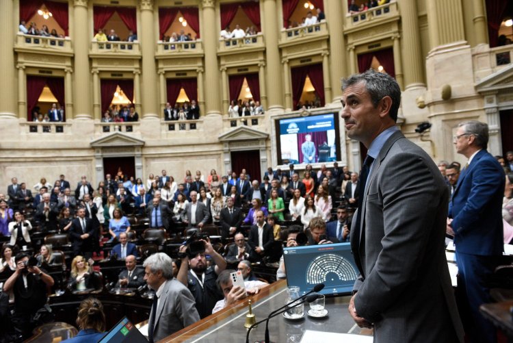 El Gobierno prepara un tratamiento express del presupuesto en acuerdo con gobernadores y guiño a algunos reclamos