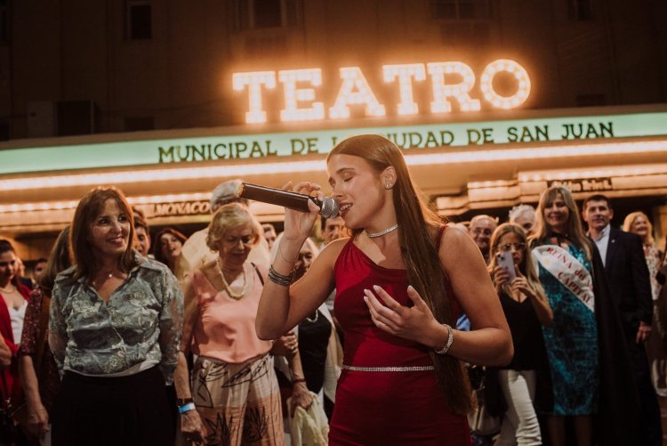 Tras su restauración integral, el Cine Teatro vuelve a ser escenario de emociones compartidas