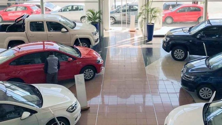La venta de autos 0km se desplomó en noviembre a nivel mensual e interanual