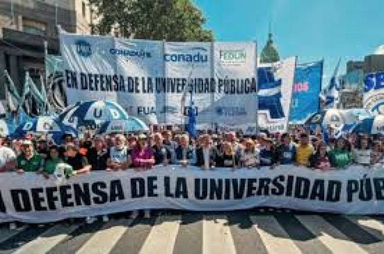 Universidades reclaman que se cumpla la ley y ponen en duda que haya clases en 2026