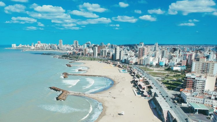 Mar del Plata tendrá el verano con el agua más cálida de la historia