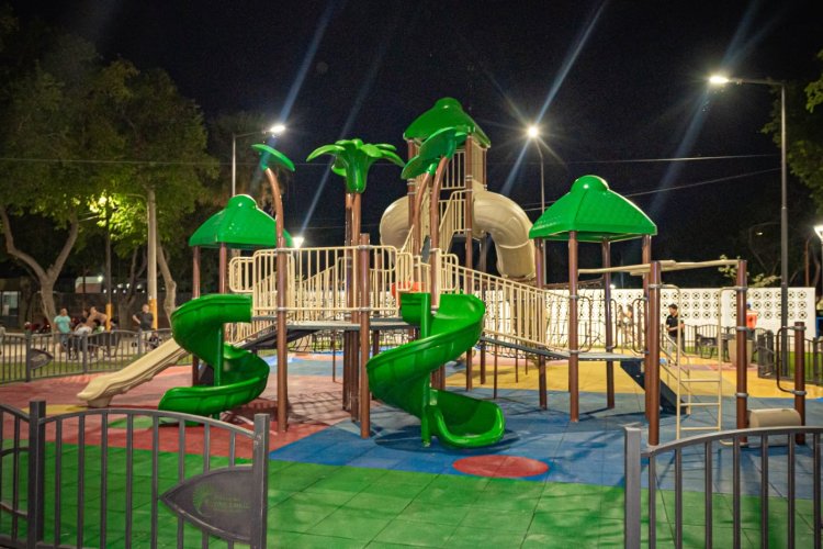 Santa Lucía inauguró la nueva Plaza Juan Manuel Fangio