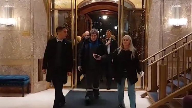 Javier Milei llegó a Oslo con el mameluco de YPF y el video se hizo viral