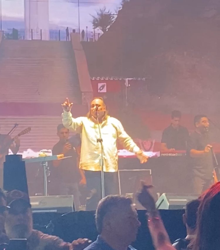 Sergio Galleguillo fue el encargado de abrir la primera noche de la Fiesta Nacional de Santa Lucía