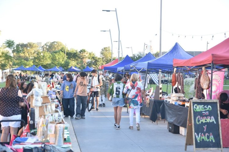 La Feria Navidad Emprendedora generó ventas por más de 8 millones de pesos