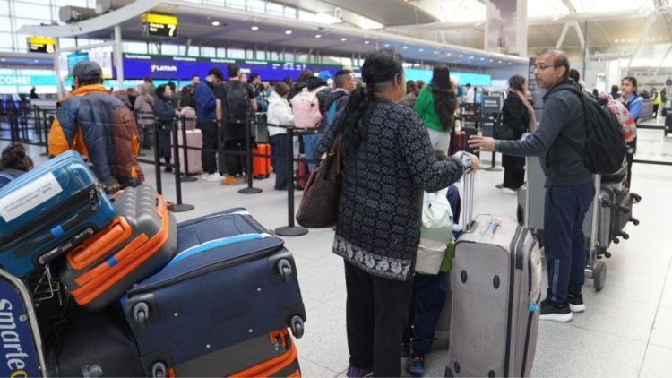 La cantidad de turistas que viajaron al exterior subió 15,3% en noviembre