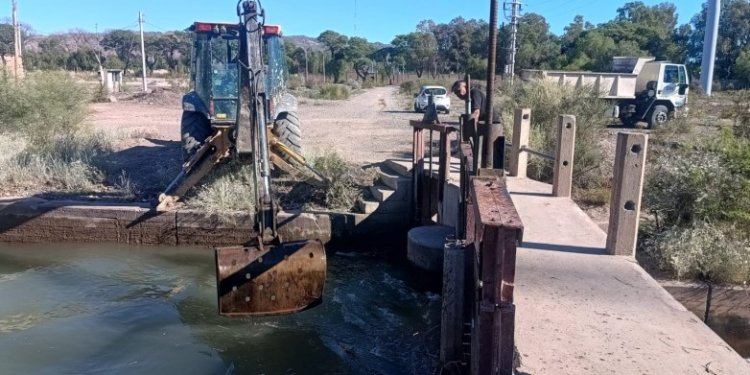 Prácticas indebidas en los canales: un daño al sistema hídrico provincial