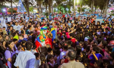 Los Reyes Magos recorrieron Jáchal llevando alegría a los pequeños