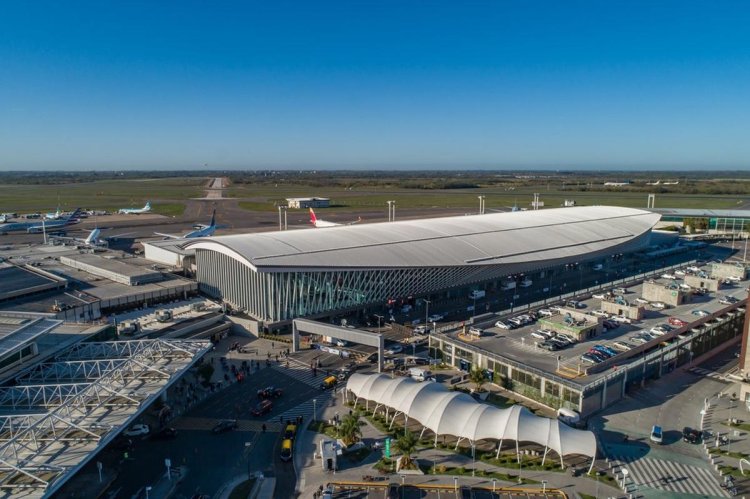 Alerta por demoras en Ezeiza: habrá 41 vuelos afectados este viernes