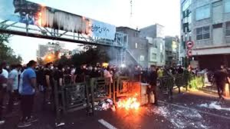 Irán: registran al menos 50 muertes durante manifestaciones contra el gobierno de la República Islámica