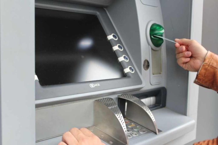 Los empleados públicos tendrán acreditados sus haberes el 30 de enero
