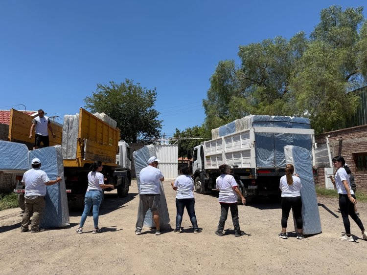 El gobierno asistió a más de 140 familias tras las lluvias y el granizo