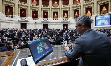 La Libertad Avanza se reunió con la oposición para fijar el trabajo de sesiones extraordinarias