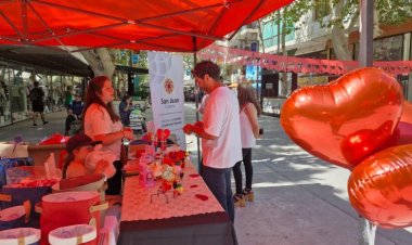 La feria de emprendedores se anticipa al Día de los Enamorados